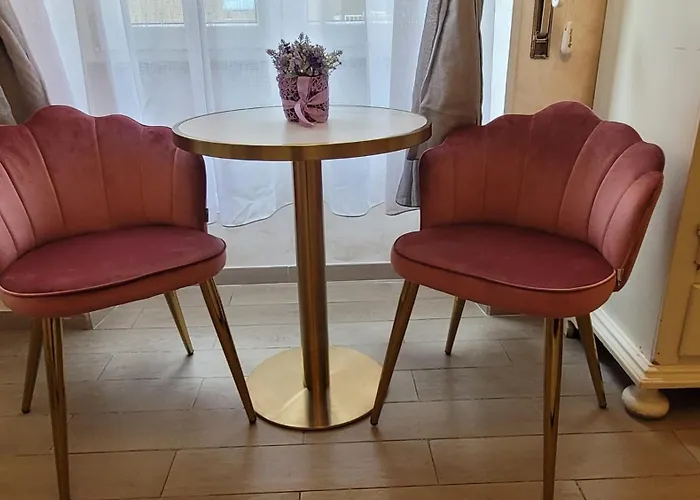 Romantic DreamsAlbergo